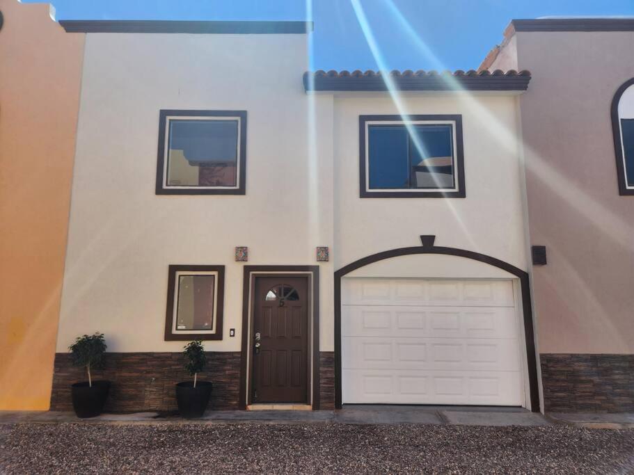 3 Bedroom Townhouse W Garage Blocks From The Beach Puerto Peñasco المظهر الخارجي الصورة