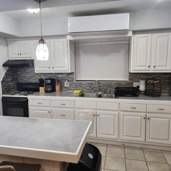3 Bedroom Townhouse W Garage Blocks From The Beach Puerto Peñasco المظهر الخارجي الصورة